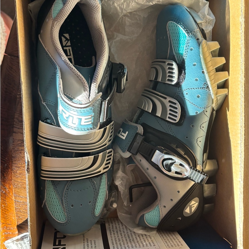Forte - CM300L Blue Mountain Bike Cycling Shoes US / Women Size 41